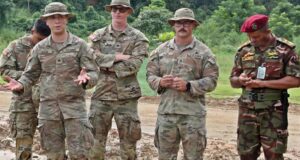 US Army personnel participate in recruiting and engagement activities. Photo: Sgt. 1st Class Dustin Reetz/DVIDS