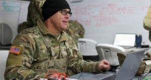 A US Army human resource specialist supports command operations during Ivy Sting 4 at Fort Carson, Colorado. Photo: Spc. Cecilia Jasinski/DVIDS