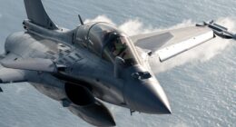 Dassault Aviation’s Rafale fighter during flight testing as the company evaluates new artificial intelligence algorithms for future cockpit and combat-system upgrades. Image: Dassault